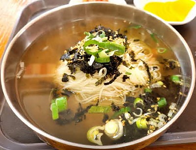 멸치국수 이미지